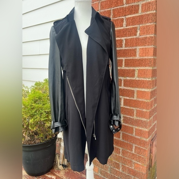 Zara Coat - Picture 7 of 9